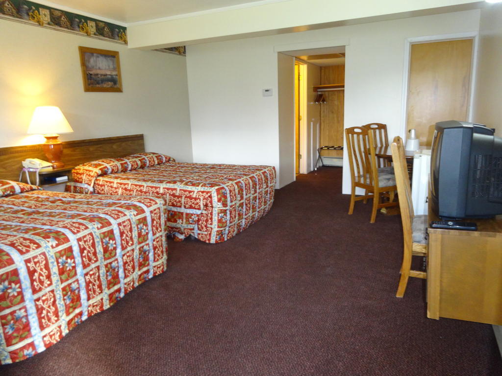 Boulder Lodge June Lake Rum bild